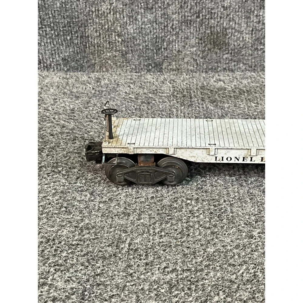 Vintage Lionel Lines 6411 Flatcar O Gauge Train Model Metal Base Collector Piece